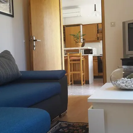 Zlata Vrcevan Apartment *