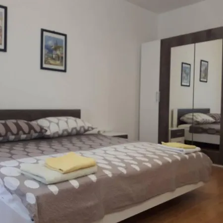 Apartment Zlata Vrcevan *